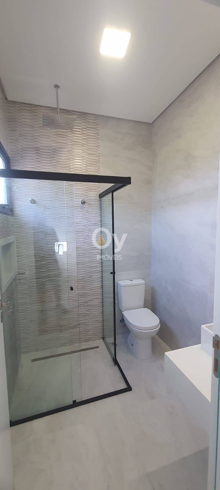 Casa para locação e venda no Alphaville 2 – 5 Suítes| Piscina aquecida