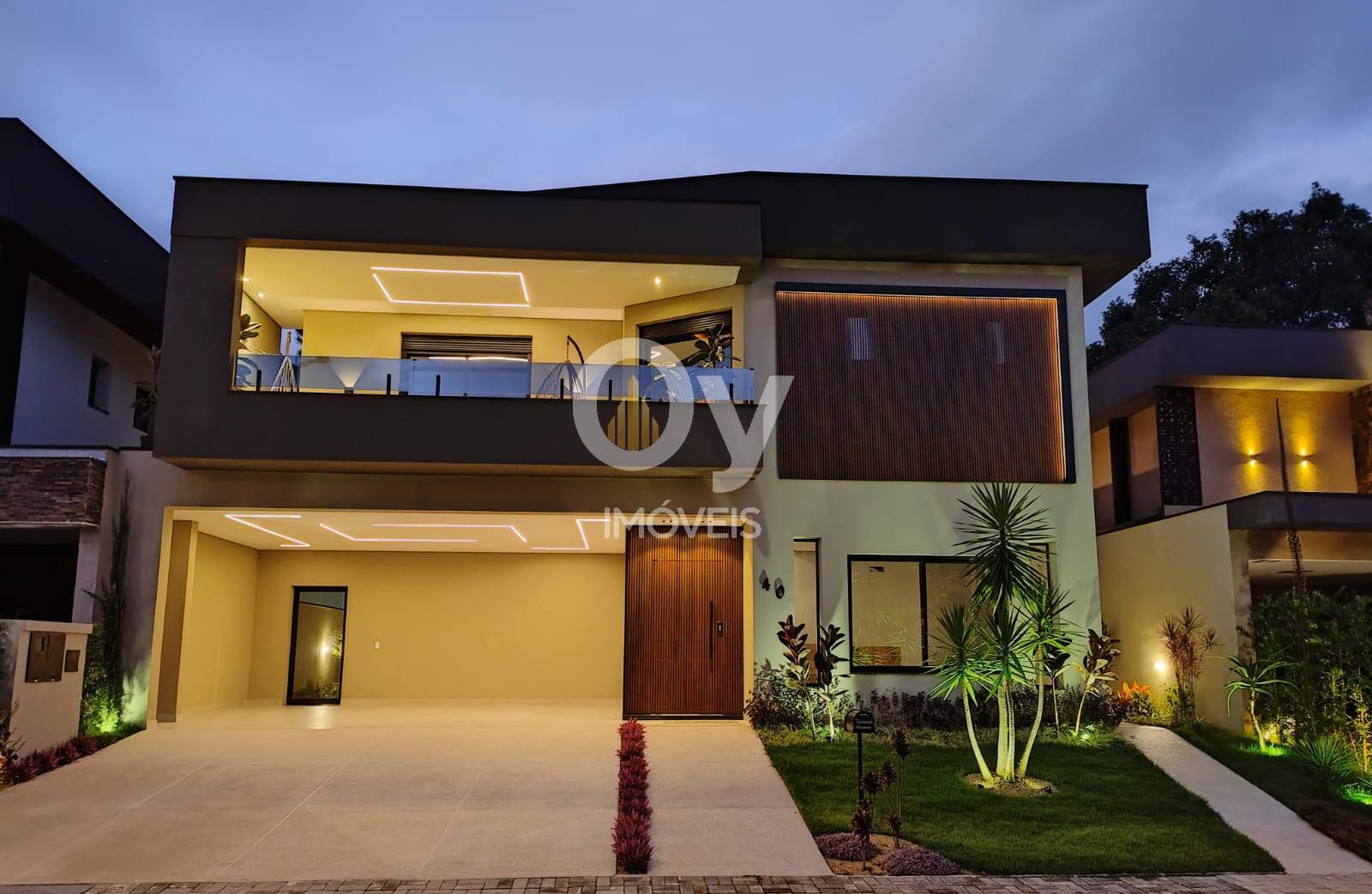 Casa de Alto Padrão à Venda – Jardim do Golfe I