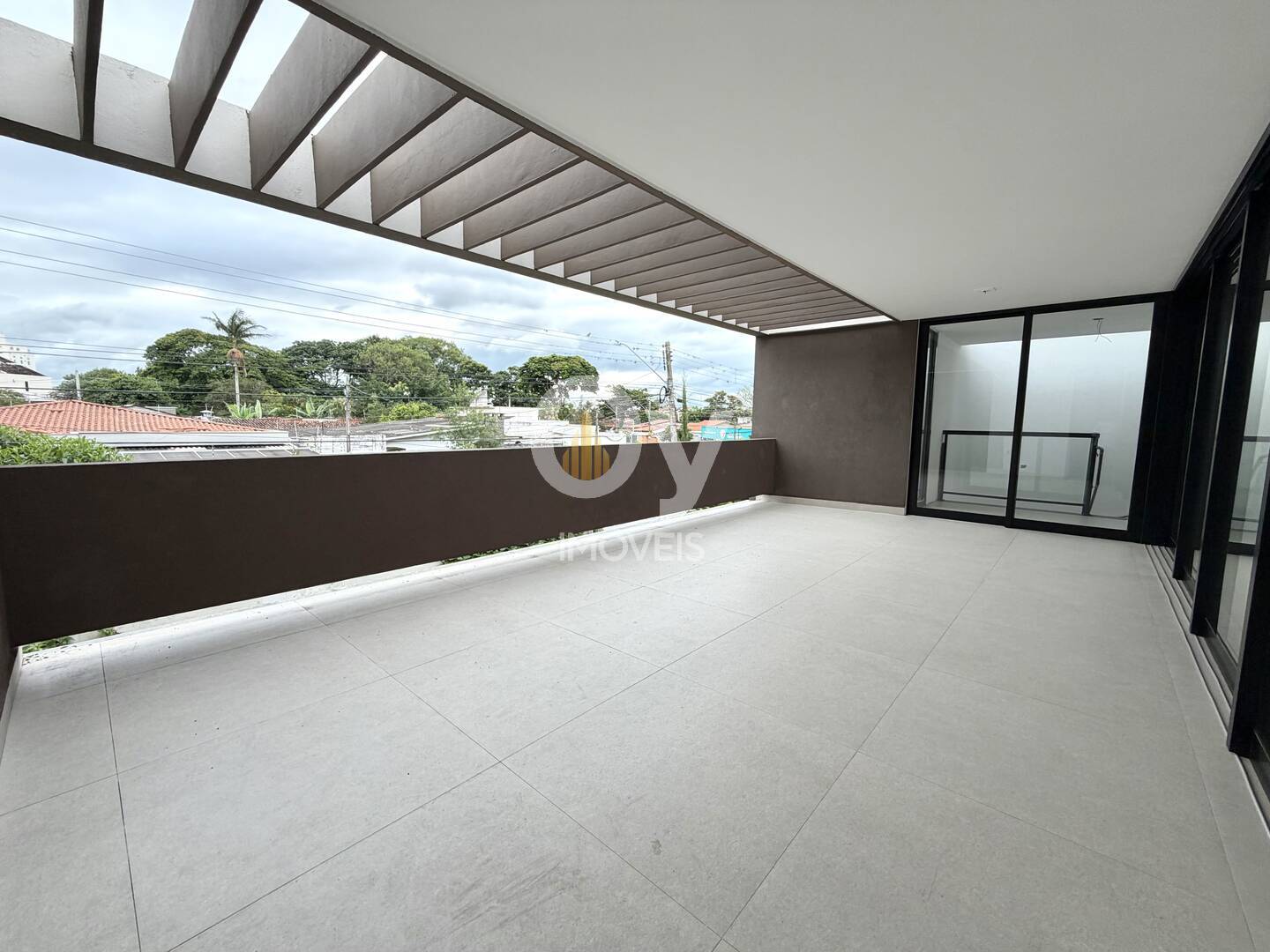 Casa gigante para uso comercial no Jardim Esplanada I – maravilhosa