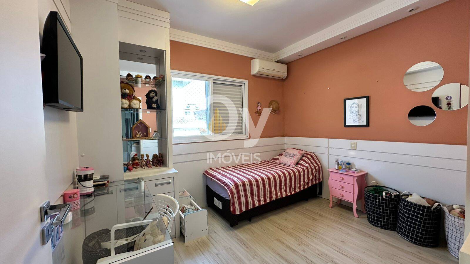 SOBRADO À VENDA NO CONDOMÍNIO QUINTA VILLA BRANCA – JACAREÍ