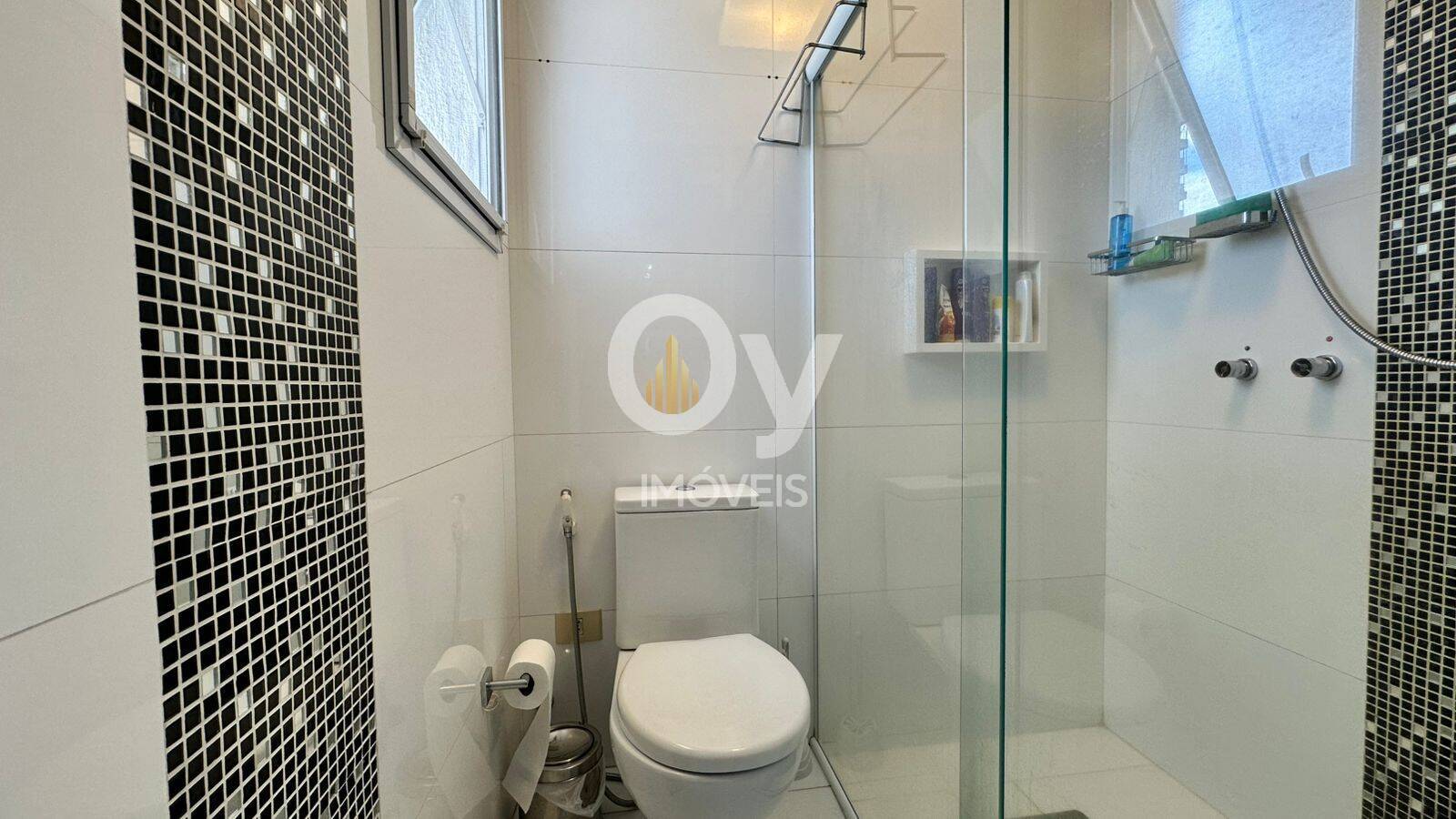 SOBRADO À VENDA NO CONDOMÍNIO QUINTA VILLA BRANCA – JACAREÍ