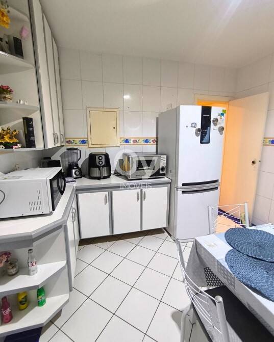 Apartamento 3 Dormitórios no Edifício Ponta Negra – 134 m²