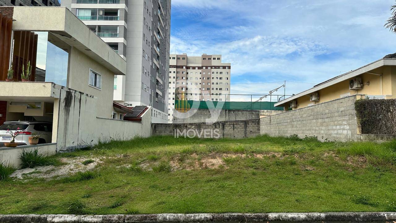 Terreno de 320m² à Venda no Quintas de Vila Branca - Jacareí
