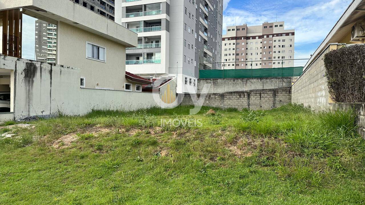 Terreno de 320m² à Venda no Quintas de Vila Branca - Jacareí