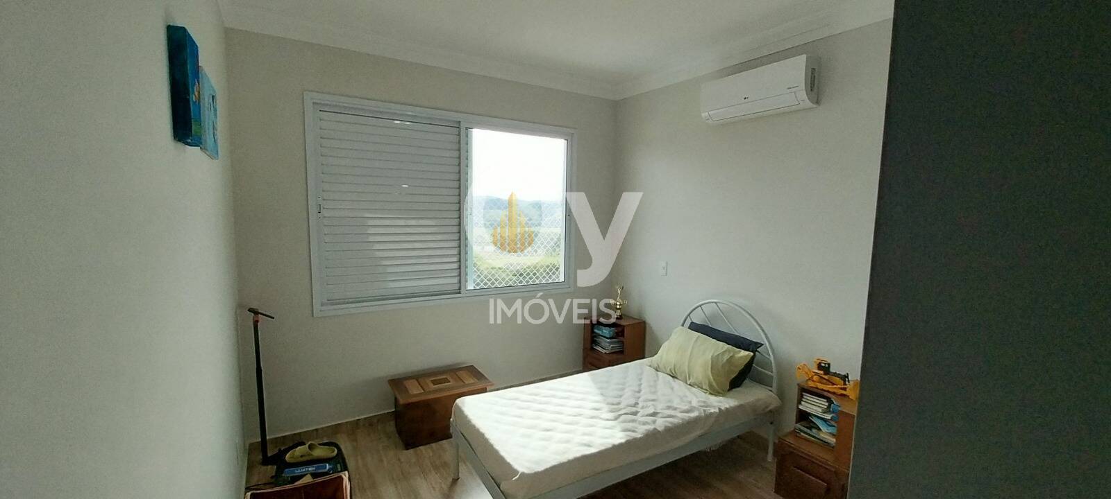 Sobrado Alto Padrão | 3 Suítes | Vista Serra | Jaguary Urbanova