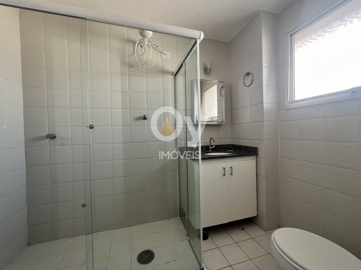 Apartamento com 3 Dormitórios (1 Suíte) | 2 Vagas | Excelente Localização