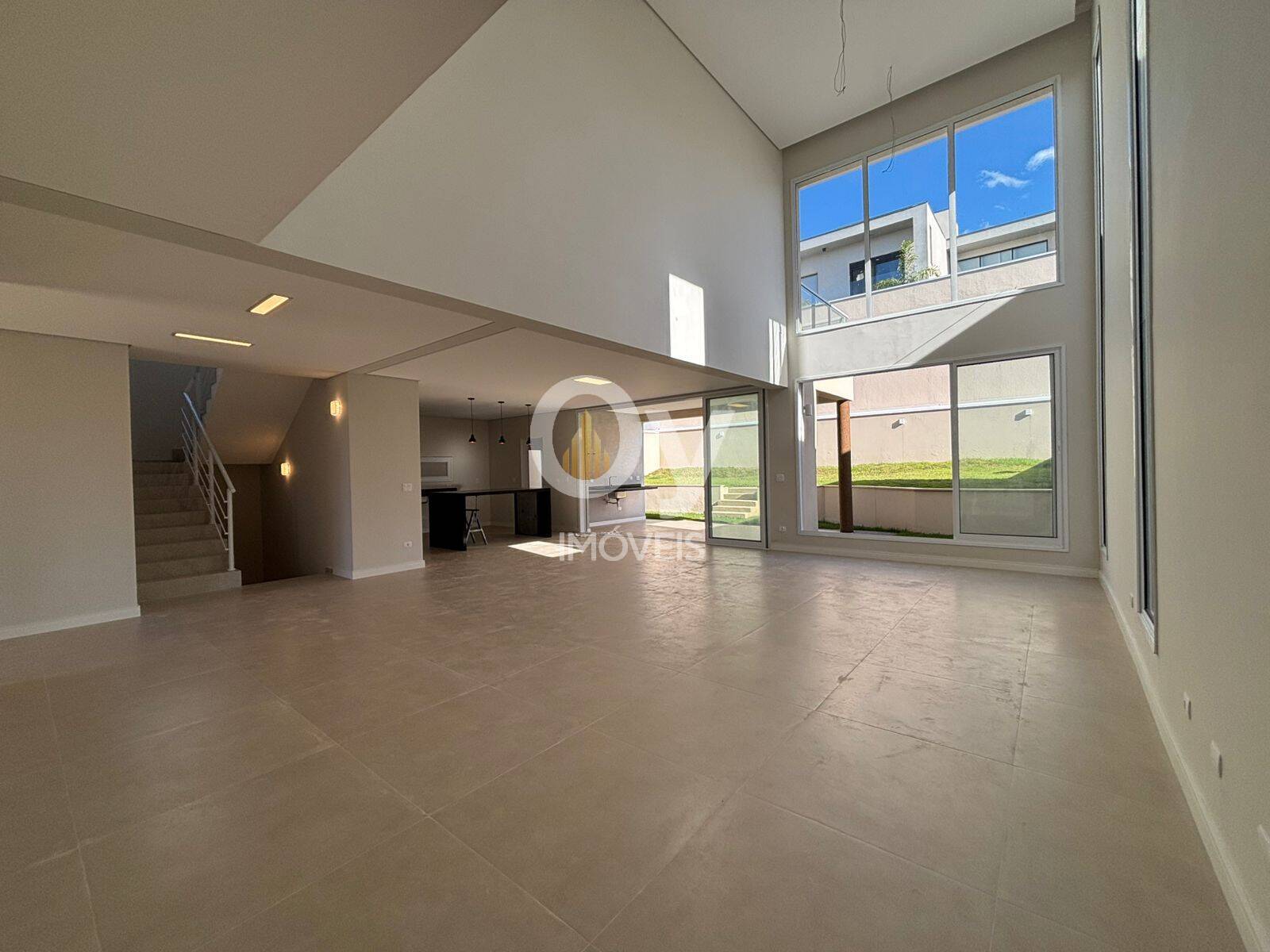 Sobrado condomínio Mônaco | 4 Suítes | 451m² T - 300m² C | 2 Vagas