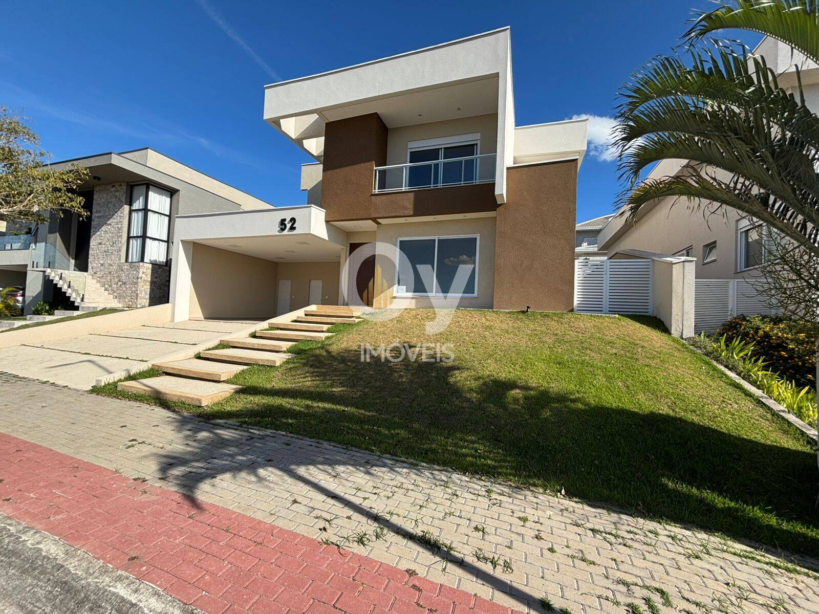 Sobrado condomínio Mônaco | 4 Suítes | 451m² T - 300m² C | 2 Vagas