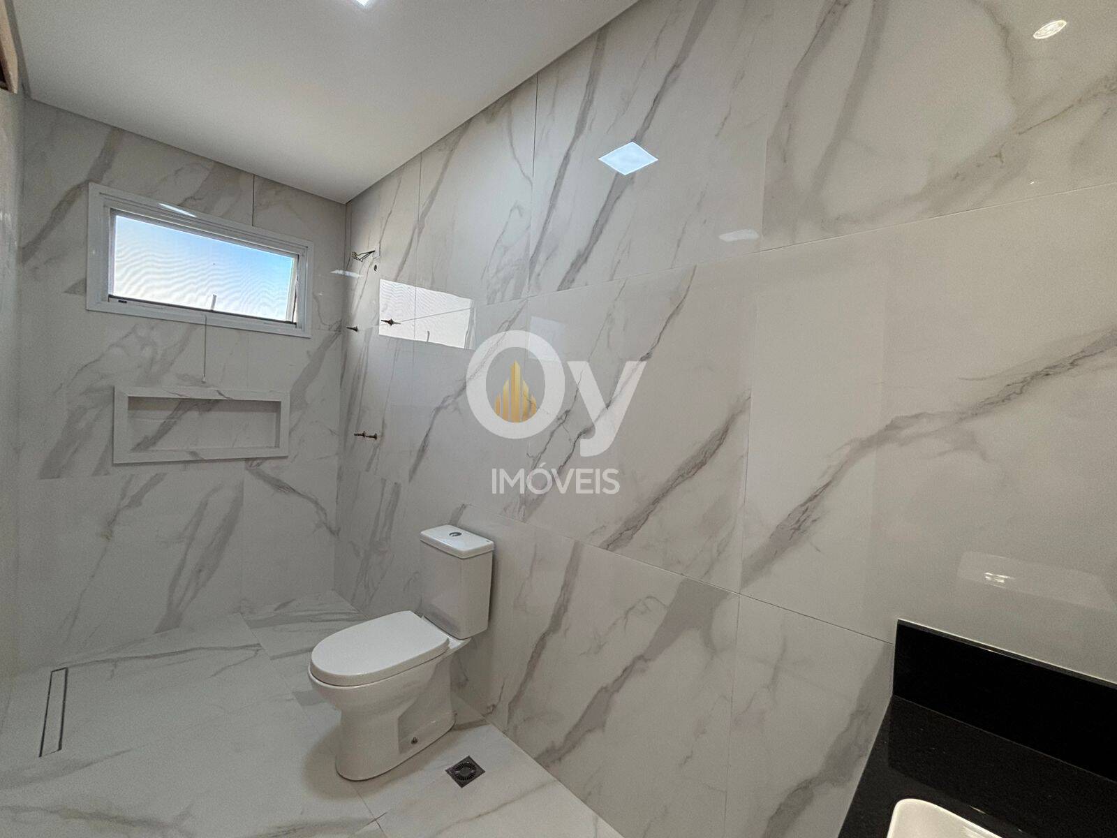 Sobrado condomínio Mônaco | 4 Suítes | 451m² T - 300m² C | 2 Vagas