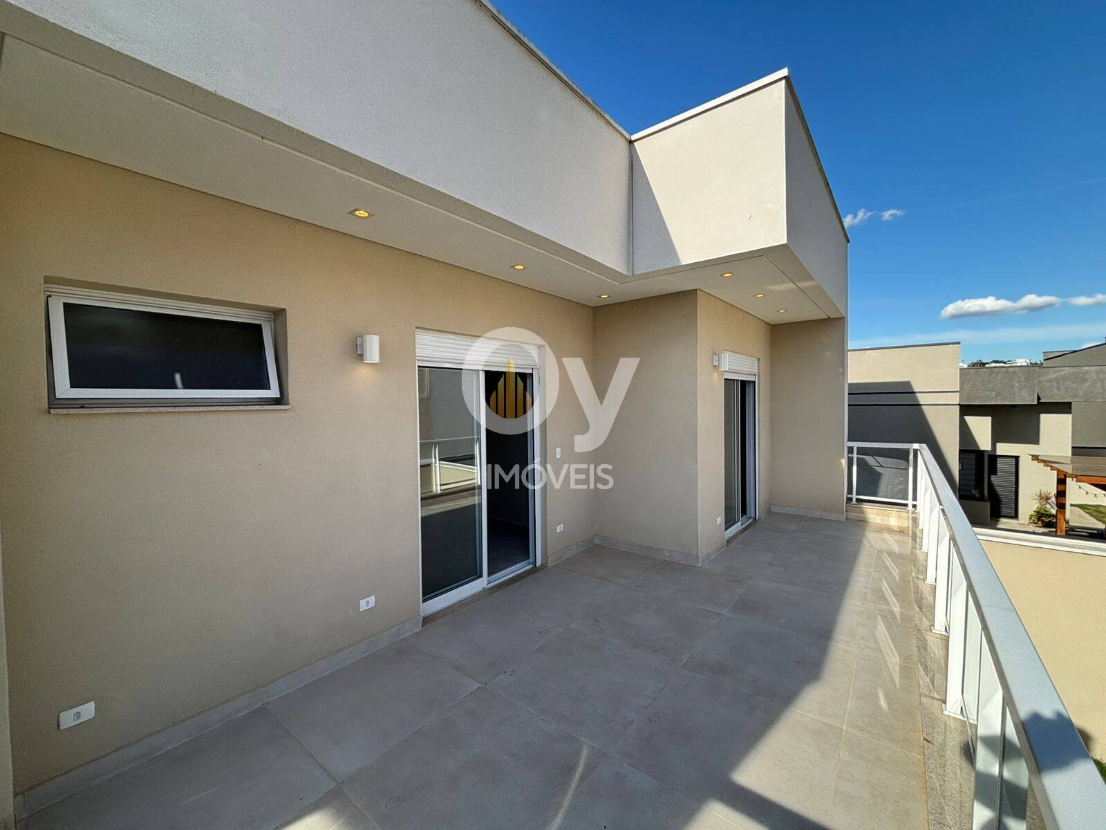 Sobrado condomínio Mônaco | 4 Suítes | 451m² T - 300m² C | 2 Vagas