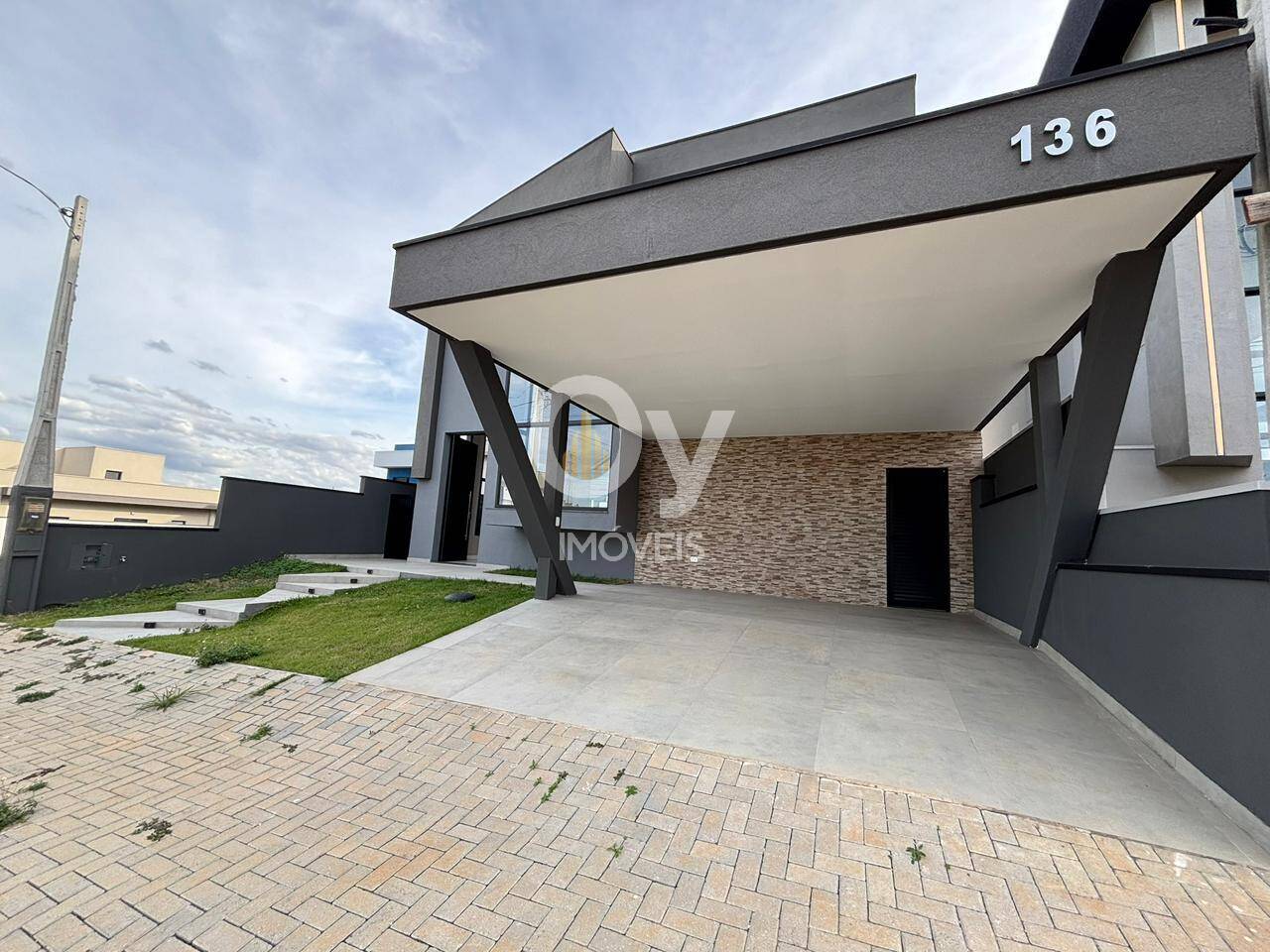 Sobrado Reserva Rudá | 4 dormitórios (3 Suítes) |250m² T - 238m² C| 2 vagas