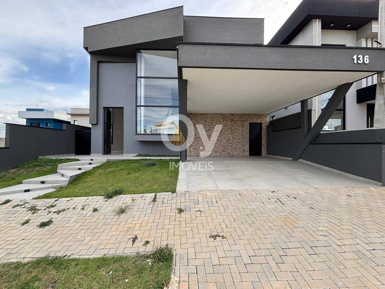 Sobrado Reserva Rudá | 4 dormitórios (3 Suítes) |250m² T - 238m² C| 2 vagas