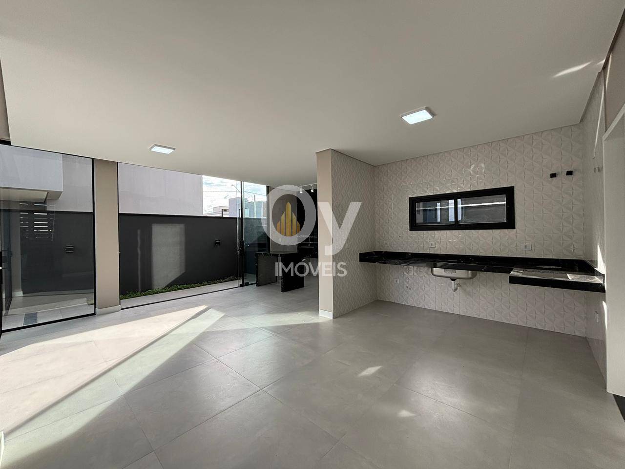 Sobrado Reserva Rudá | 4 dormitórios (3 Suítes) |250m² T - 238m² C| 2 vagas