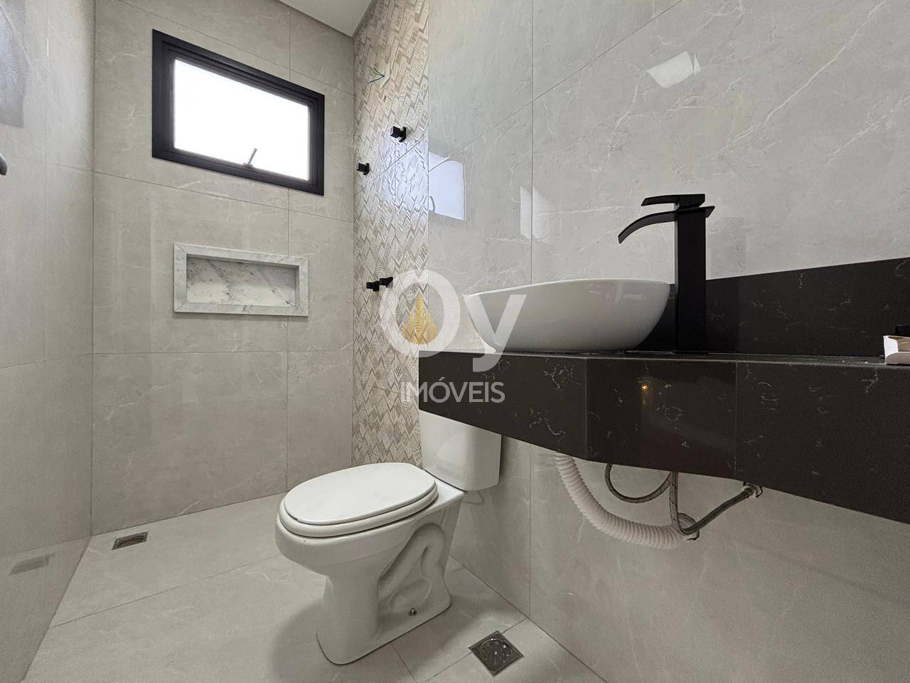 Sobrado Reserva Rudá | 4 dormitórios (3 Suítes) |250m² T - 238m² C| 2 vagas