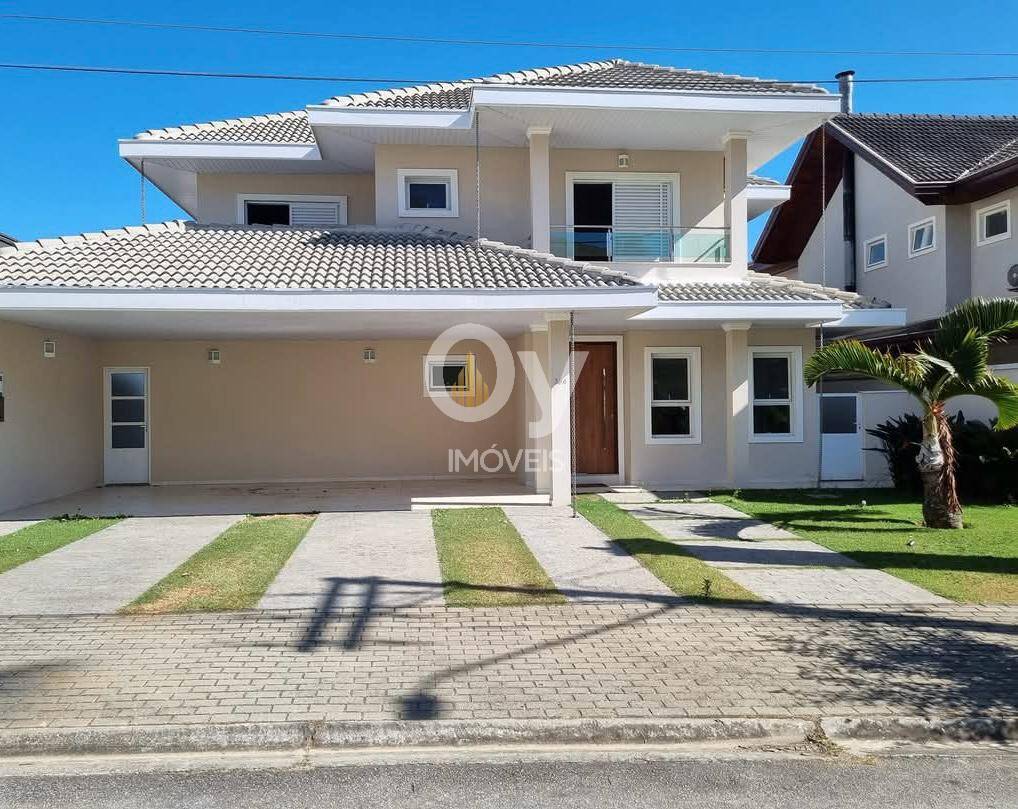 Sobrado à  venda com Piscina e Espaço Gourmet – 4 Dormitórios