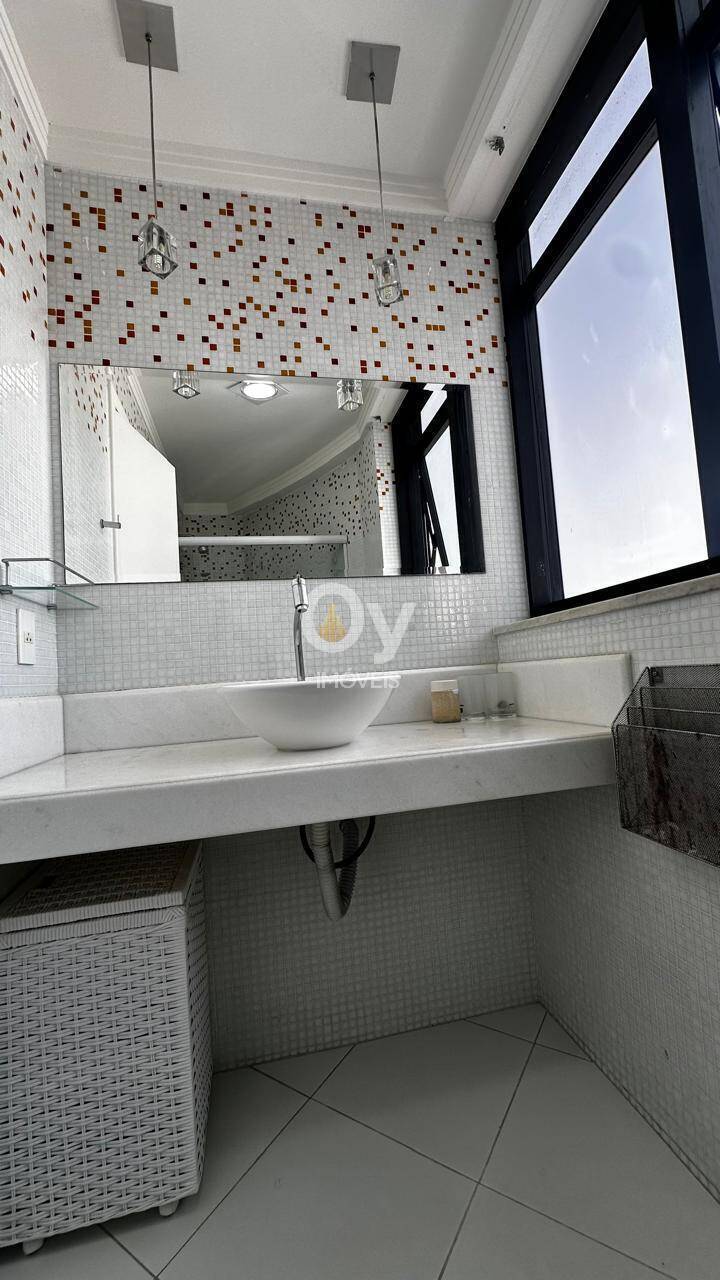Flat Duplex Mobiliado e Decorado à Venda - Com 70m2 - 1 dormitório