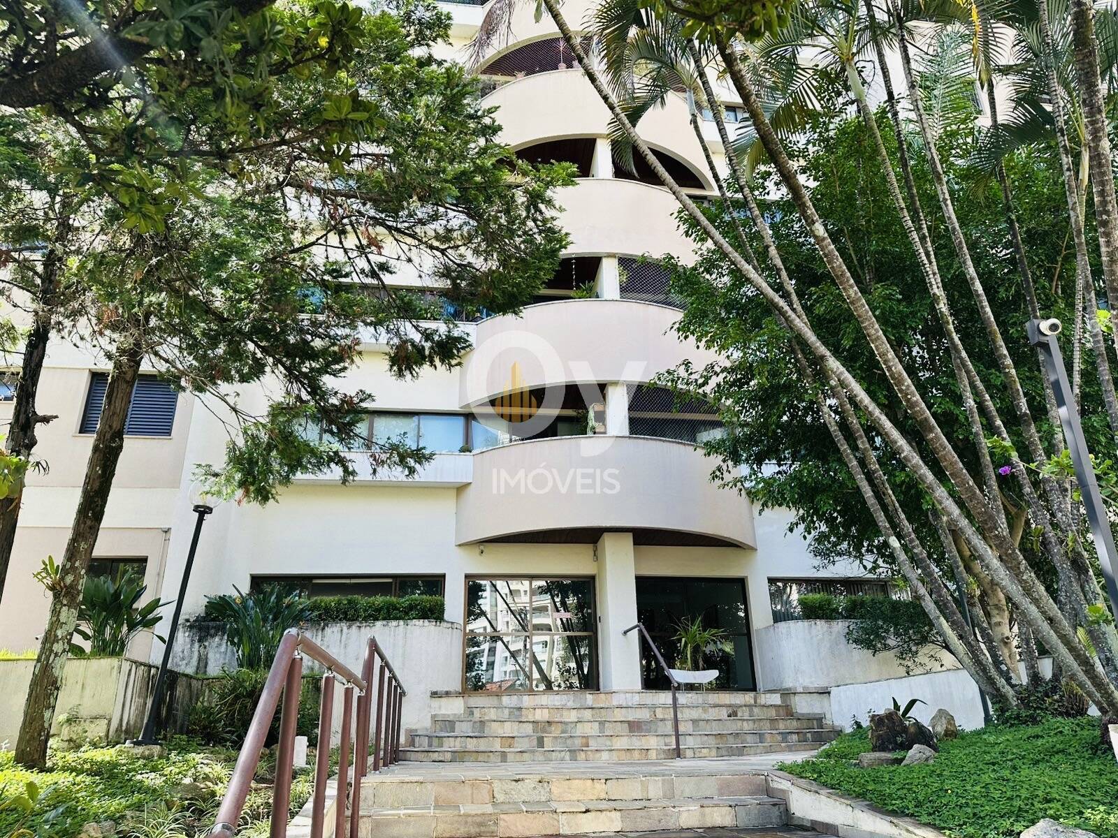 Apartamento Alto Padrão para Locação na Vila Ema em SJC– 4 Dormitórios