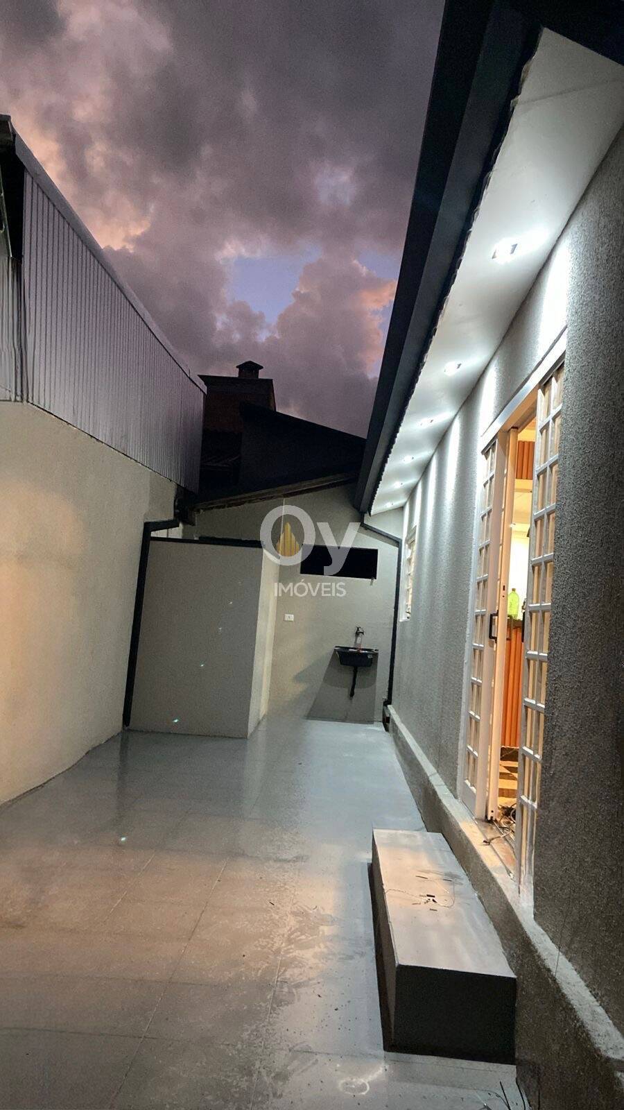 Casa 3 dormitórios para locação próximo a Embraer