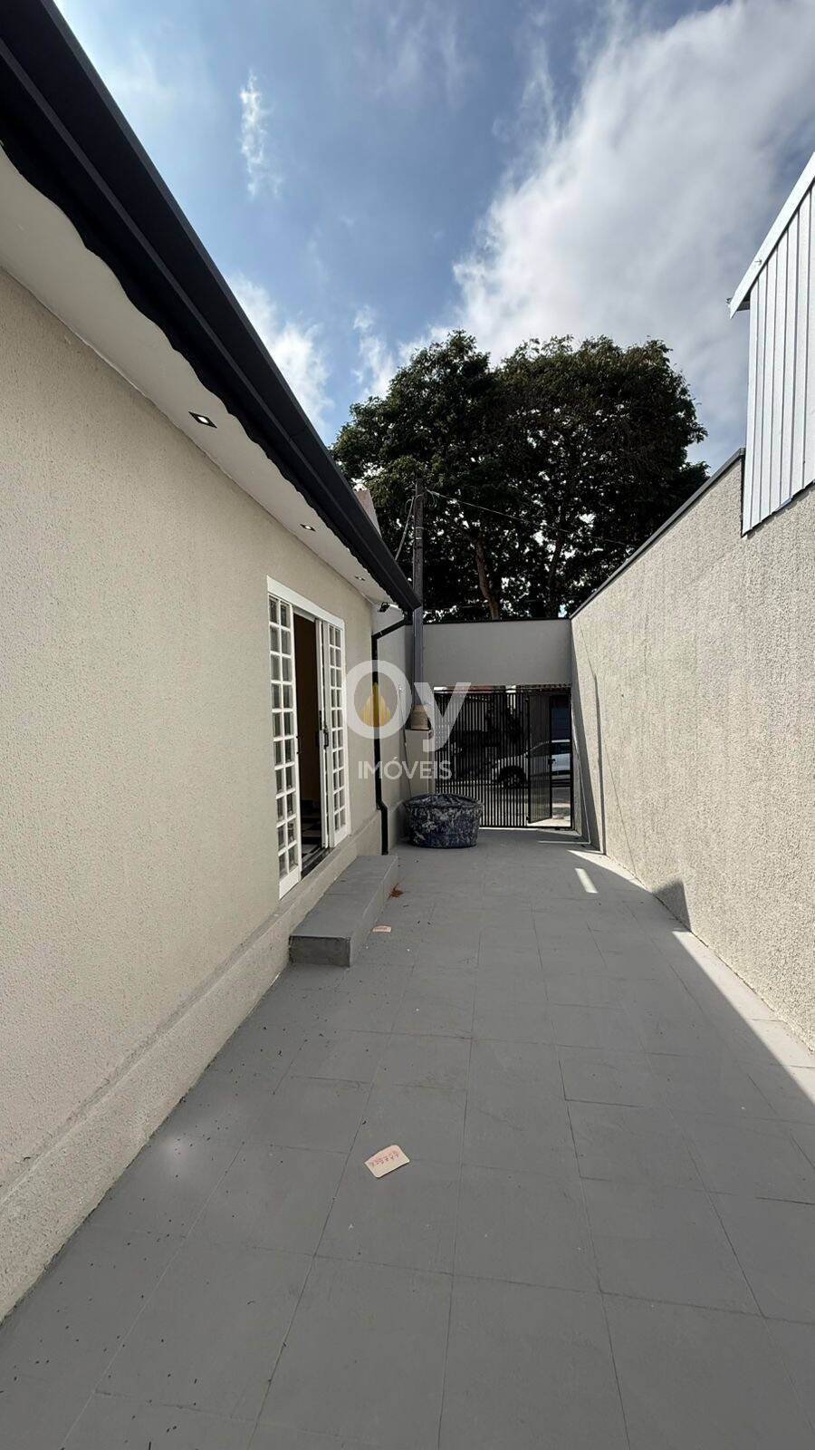 Casa 3 dormitórios para locação próximo a Embraer