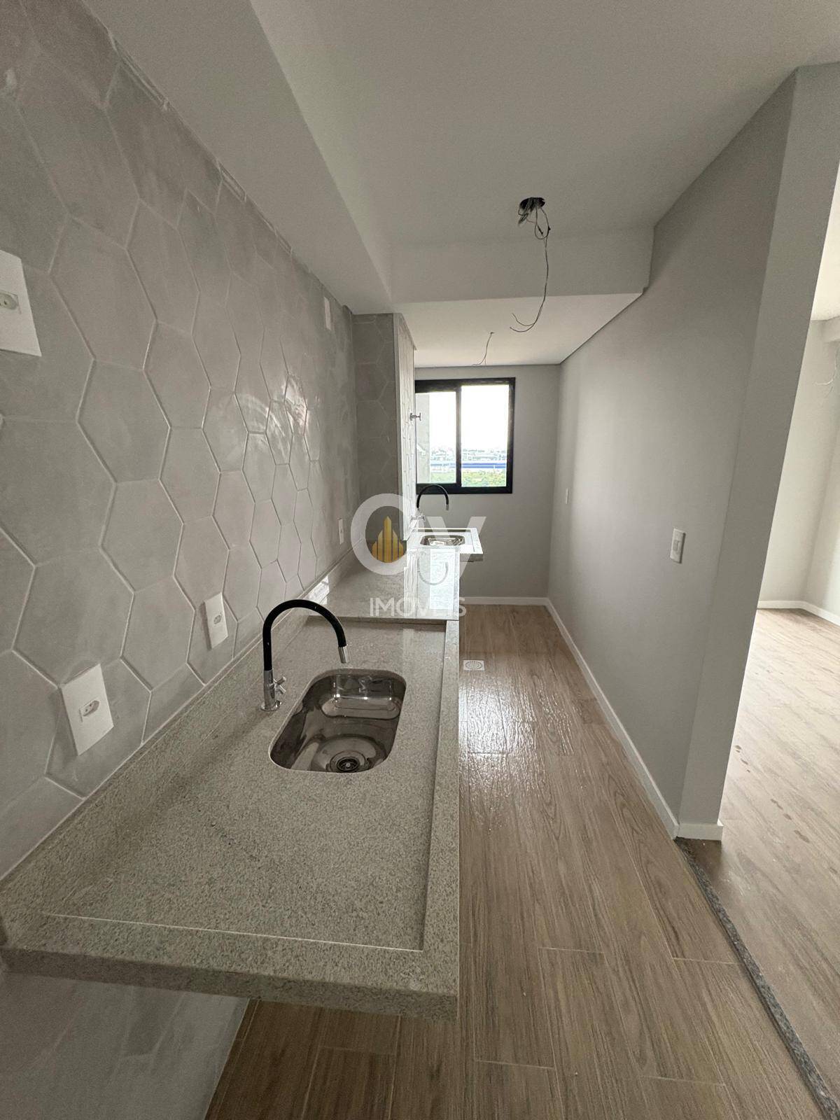 Apartamento com suíte e varanda gourmet no Palmares Boulevard