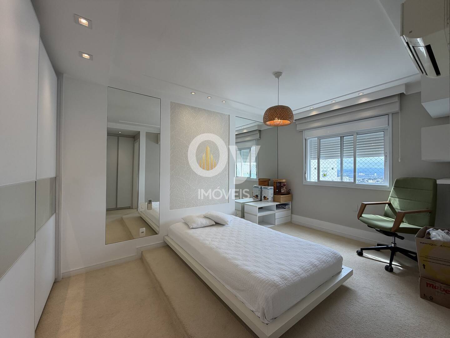 Apartamento 259m no Belvedere – Jardim das Colinas | Vista Livre | 4 suítes