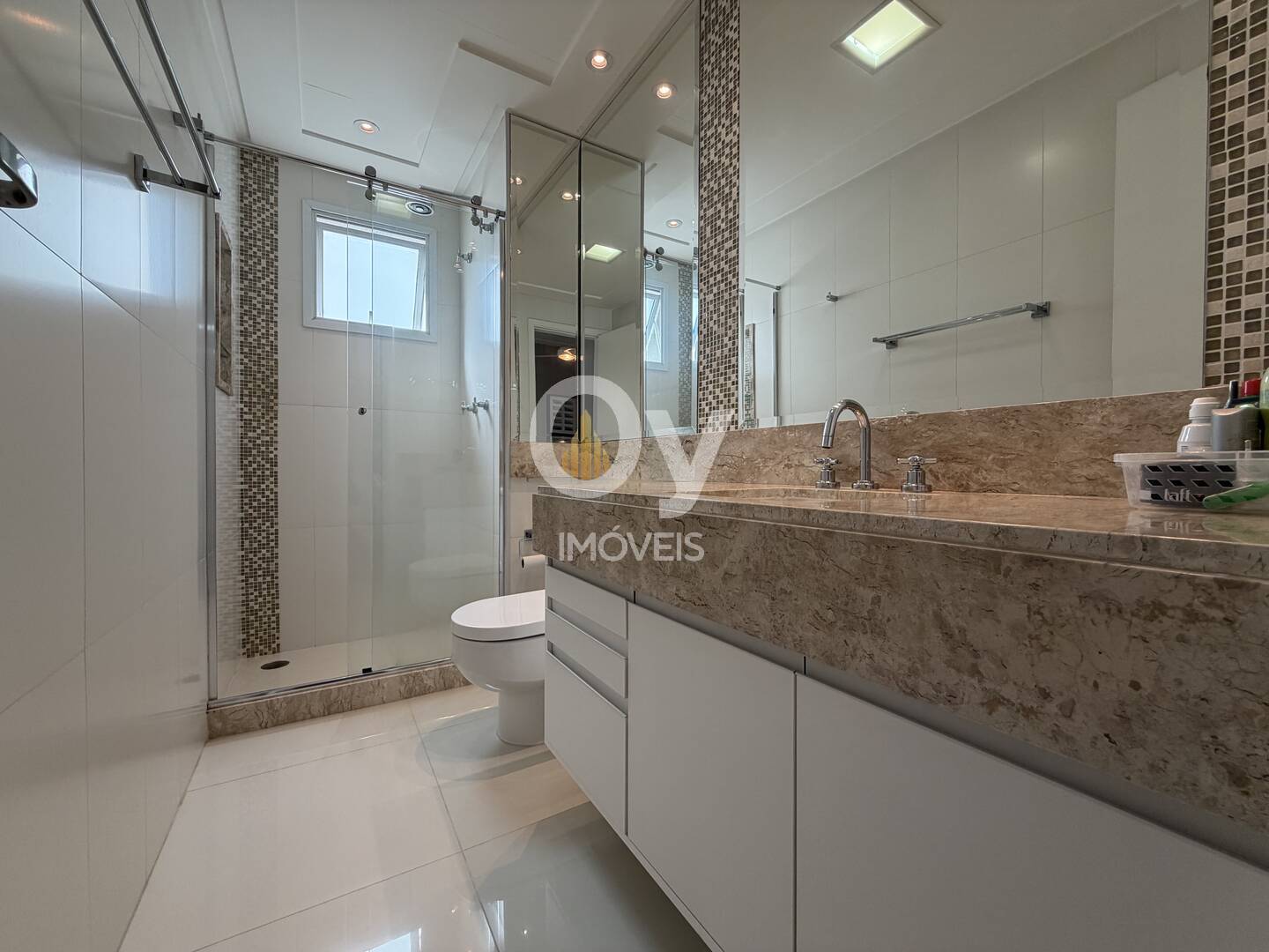 Apartamento 259m no Belvedere – Jardim das Colinas | Vista Livre | 4 suítes