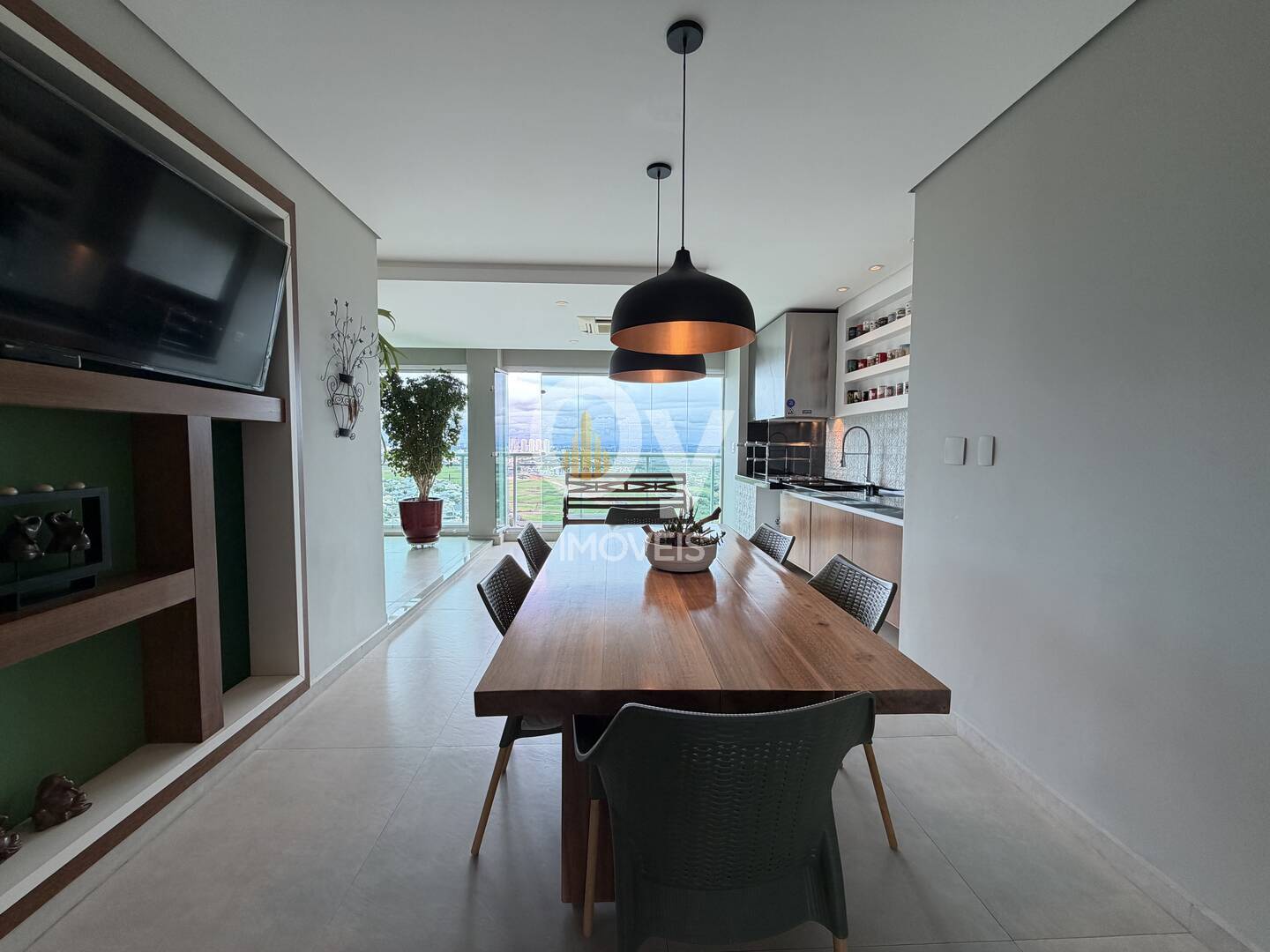 Apartamento 259m no Belvedere – Jardim das Colinas | Vista Livre | 4 suítes