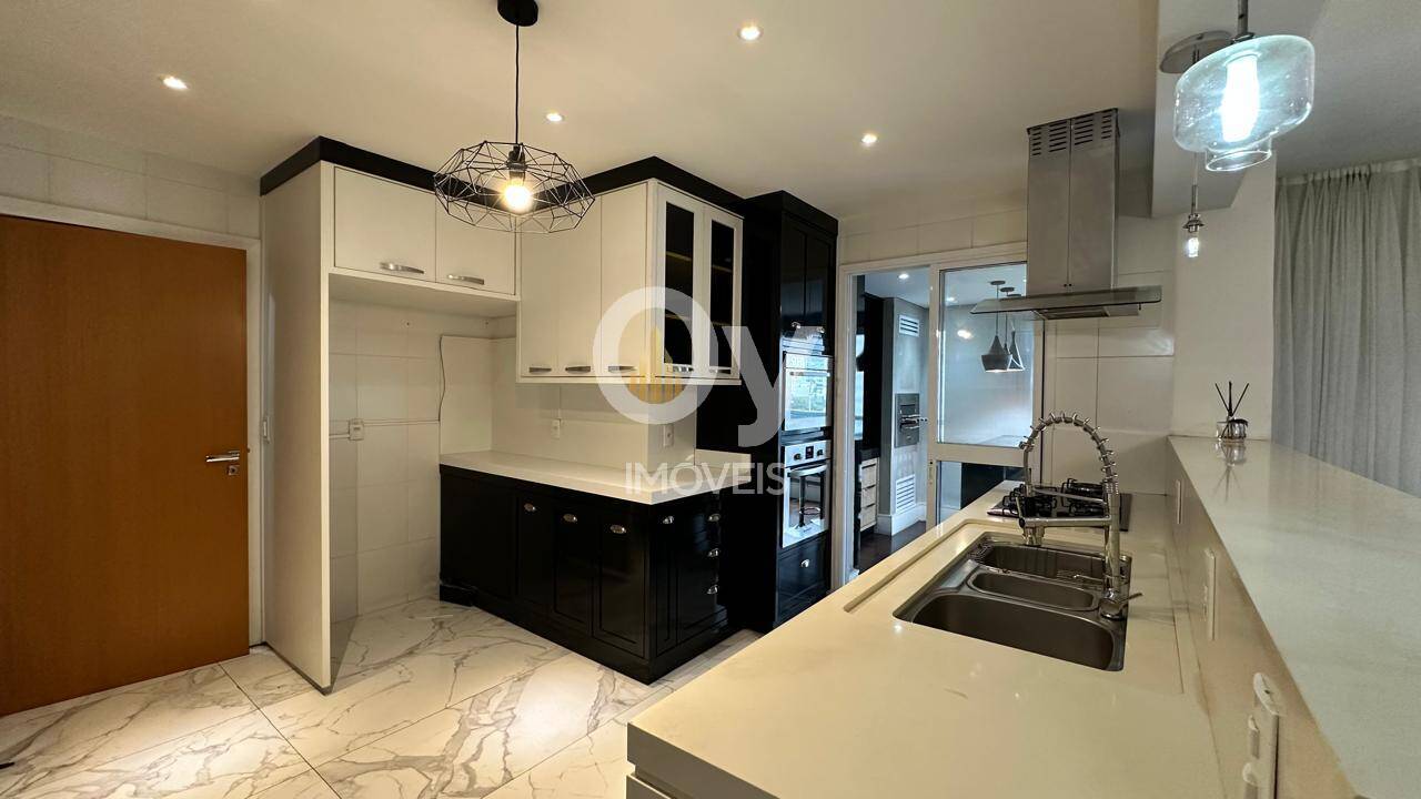 Celebrity Vila Ema | 147 m² | 3 Suítes | Mobiliado com Planejados