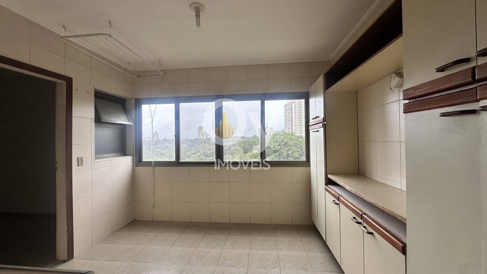 Apartamento Locação - Edifício Por do Sol