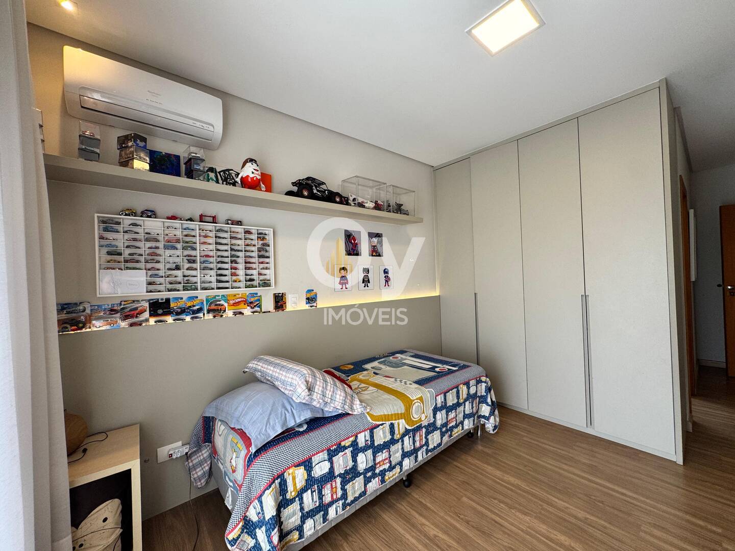Casa com 325m² e 4 Suítes Extraordinárias | conforto e da privacidade | SJC