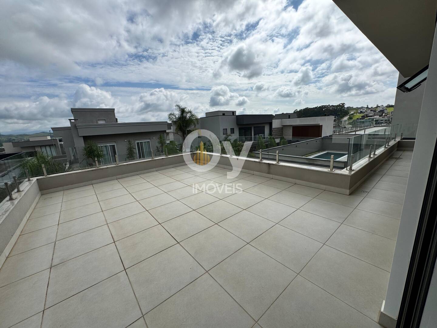 Casa com 325m² e 4 Suítes Extraordinárias | conforto e da privacidade | SJC