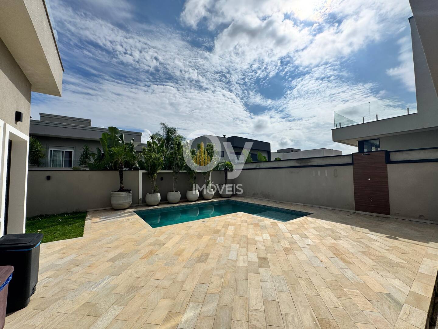 Casa com 325m² e 4 Suítes Extraordinárias | conforto e da privacidade | SJC