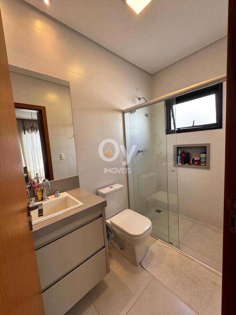 Casa com 325m² e 4 Suítes Extraordinárias | conforto e da privacidade | SJC