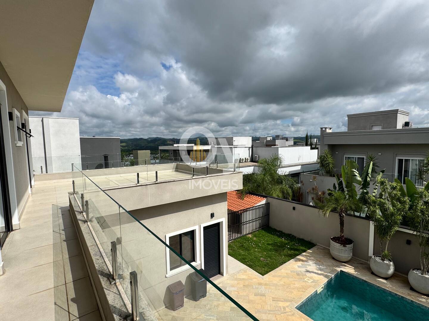 Casa com 325m² e 4 Suítes Extraordinárias | conforto e da privacidade | SJC