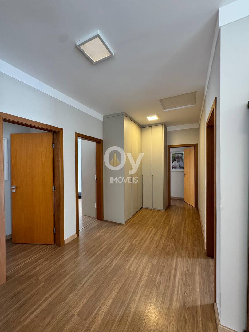 Casa com 325m² e 4 Suítes Extraordinárias | conforto e da privacidade | SJC