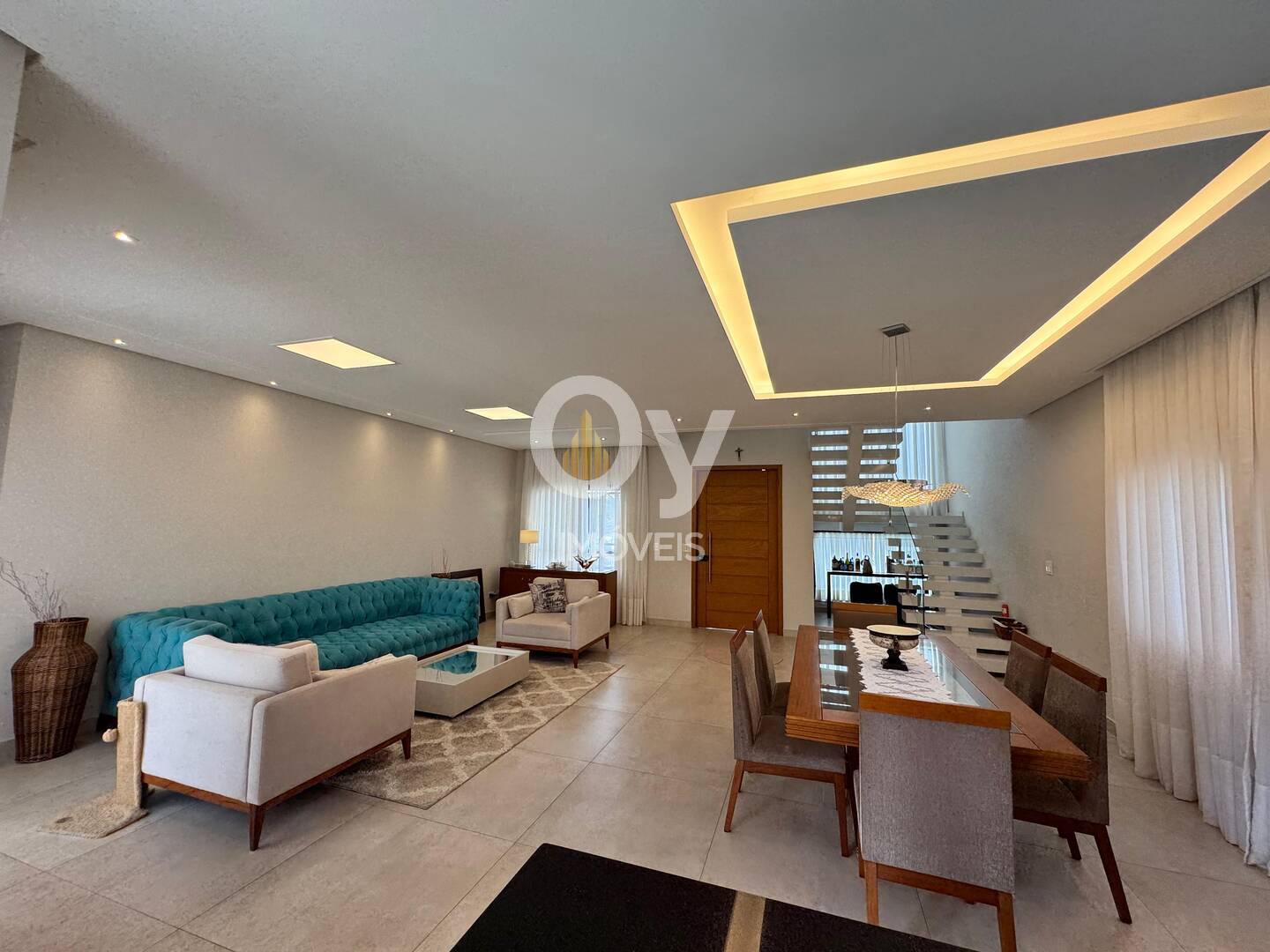 Casa com 325m² e 4 Suítes Extraordinárias | conforto e da privacidade | SJC