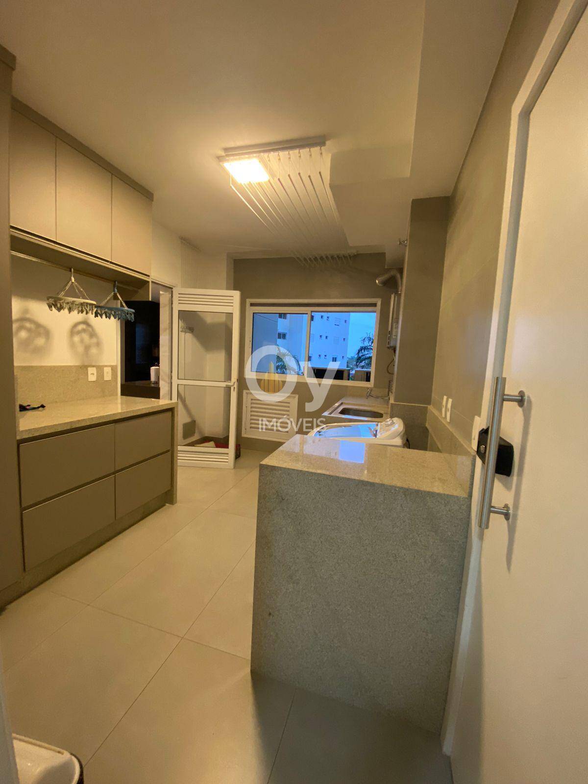 Apartamento Belvedere á venda | 259 m² | 4 Dormitórios | 3 Suítes