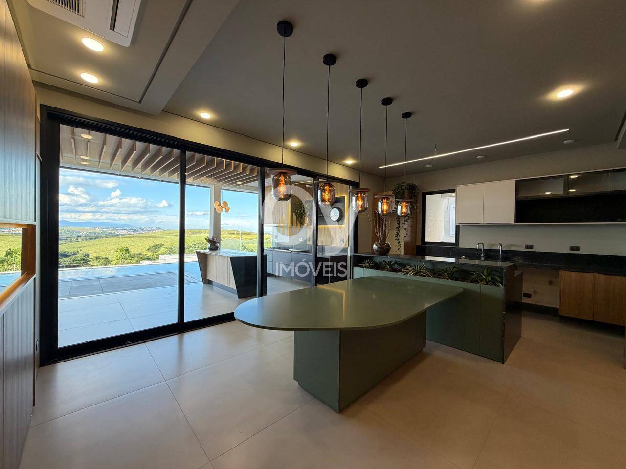 Casa de Luxo Urbanova SJC | 5 Suítes, Cinema e Piscina Borda Infinita