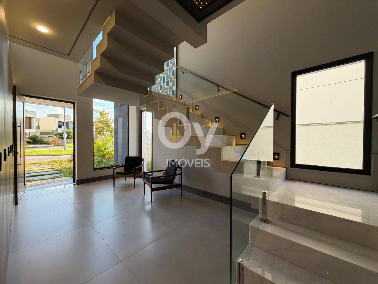 Casa de Luxo Urbanova SJC | 5 Suítes, Cinema e Piscina Borda Infinita