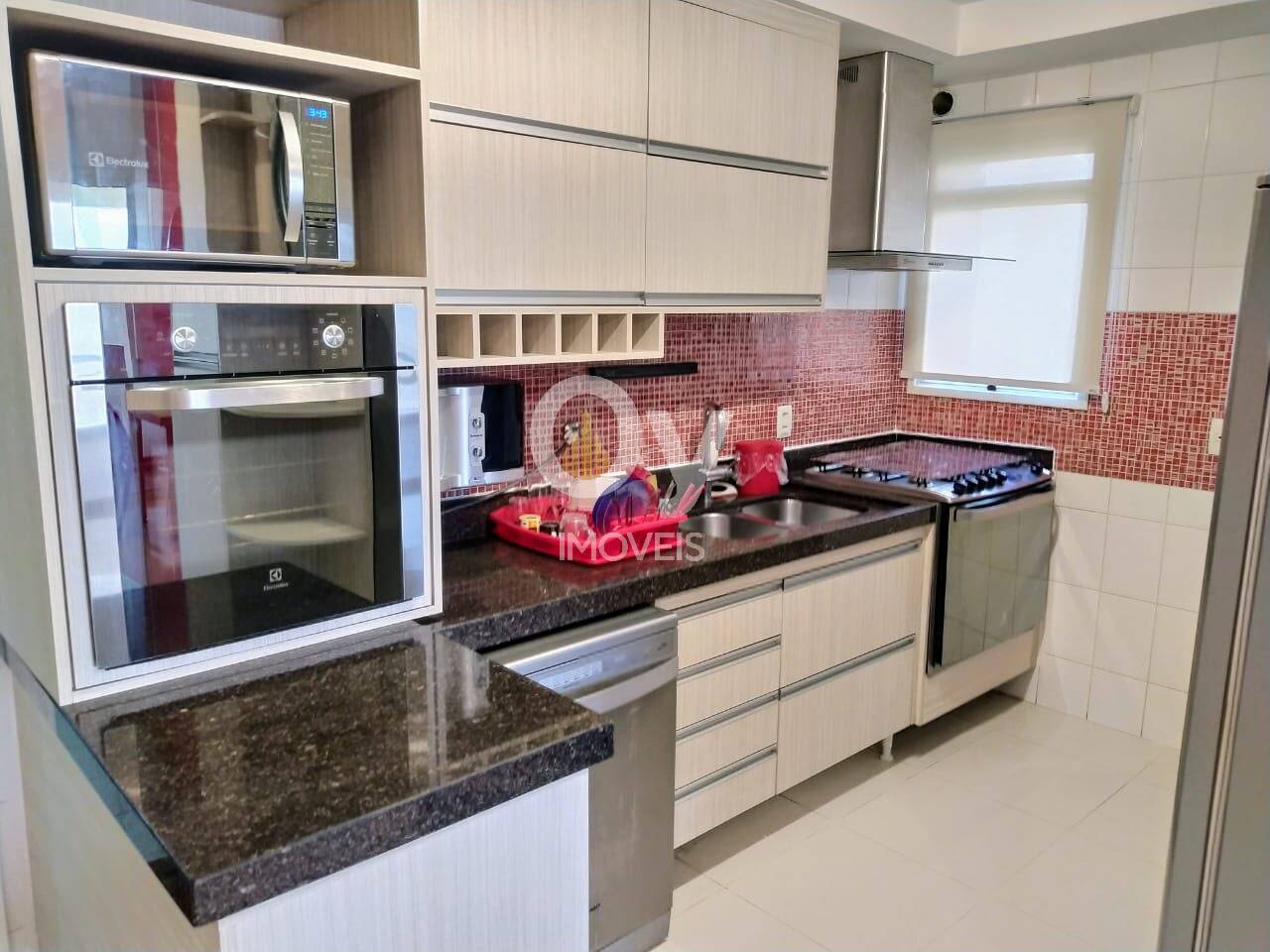 Apartamento á venda com 194m² no Aquarius Resort | 3 Suítes