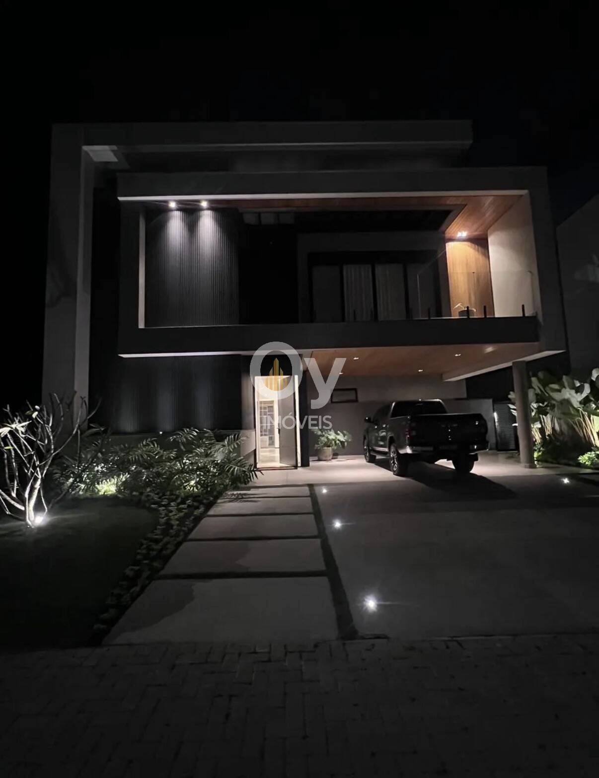 Casa de Luxo SJC | 5 Suítes, Vista Definitiva e Piscina Borda Infinita