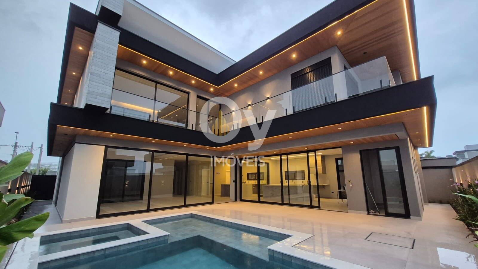 Sobrado Tecnológica com Lazer de Resort no Urbanova 486m²