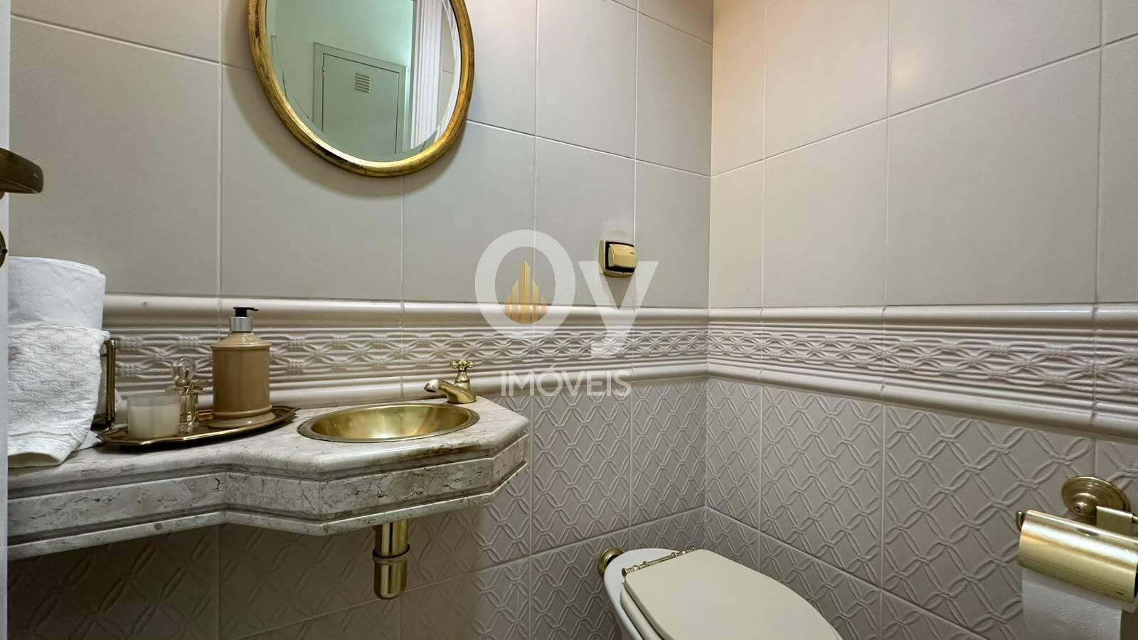 EXCLUSIVIDADE - Apartamento à venda Edifício May Flower – 243 m²