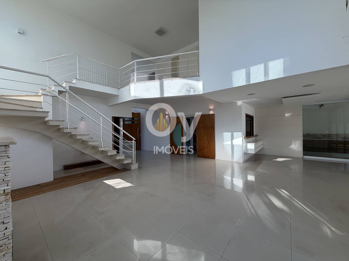 Casa Alto Padrão para Locação no Esplanada do Sol | 4 Suítes | Piscina