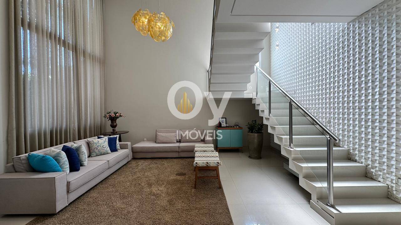 Sobrado à Venda | 430 m² de Área Construída | 4 Suítes | 6 Vagas