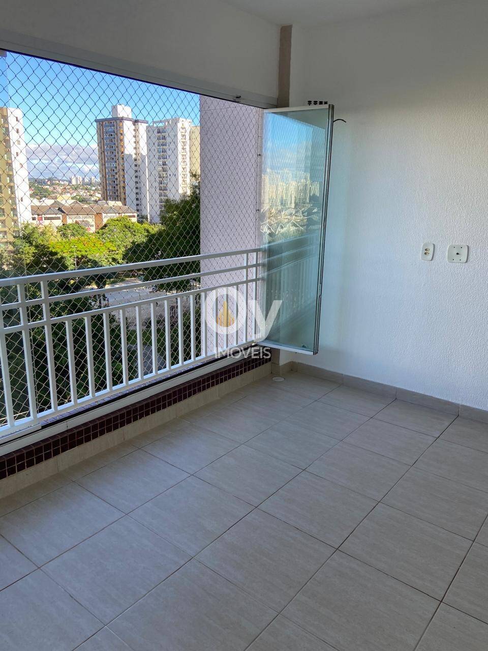 Apartamento locação Fênix/ frente à praça do Aquarius