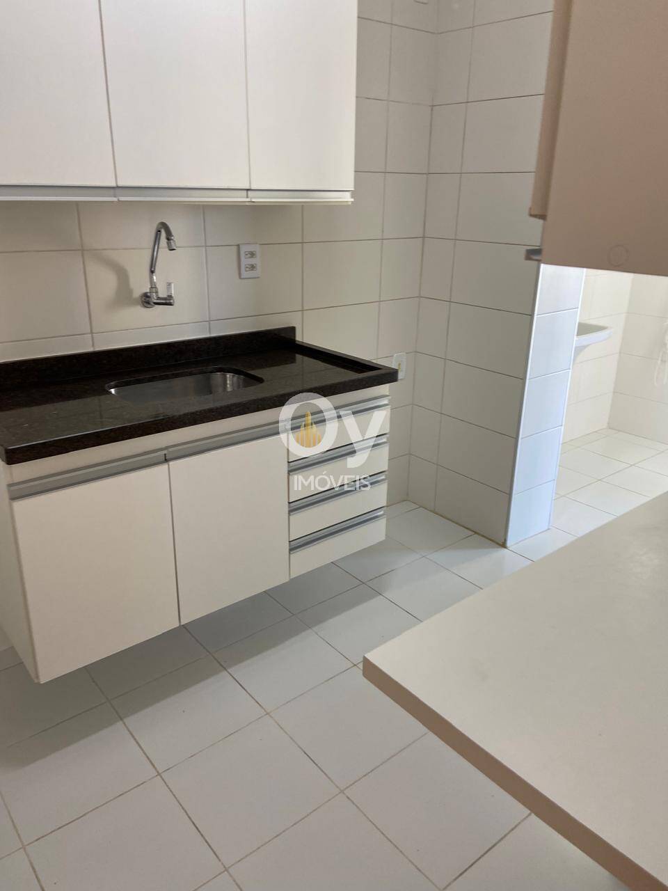Apartamento locação Fênix/ frente à praça do Aquarius