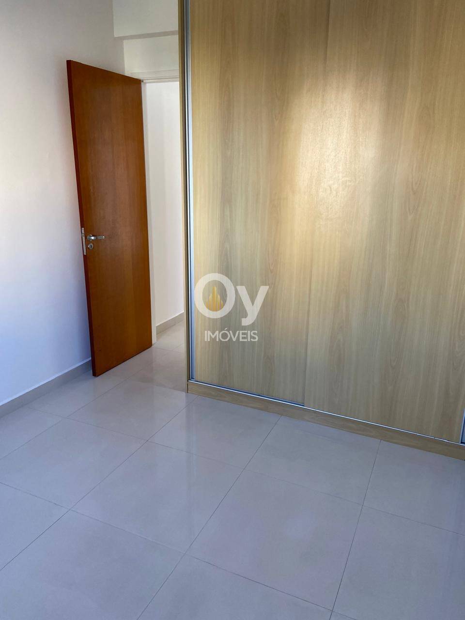 Apartamento locação Fênix/ frente à praça do Aquarius