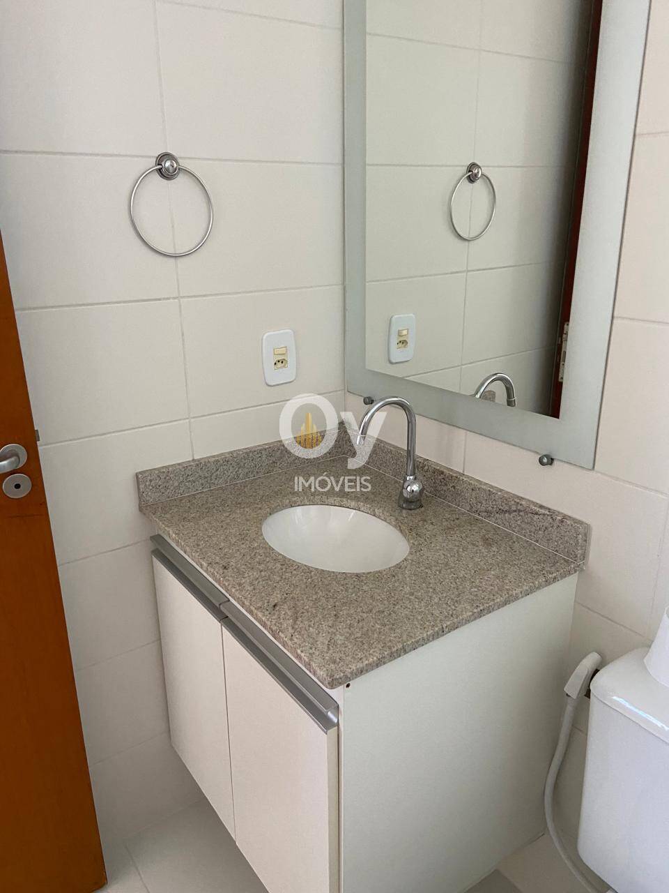 Apartamento locação Fênix/ frente à praça do Aquarius