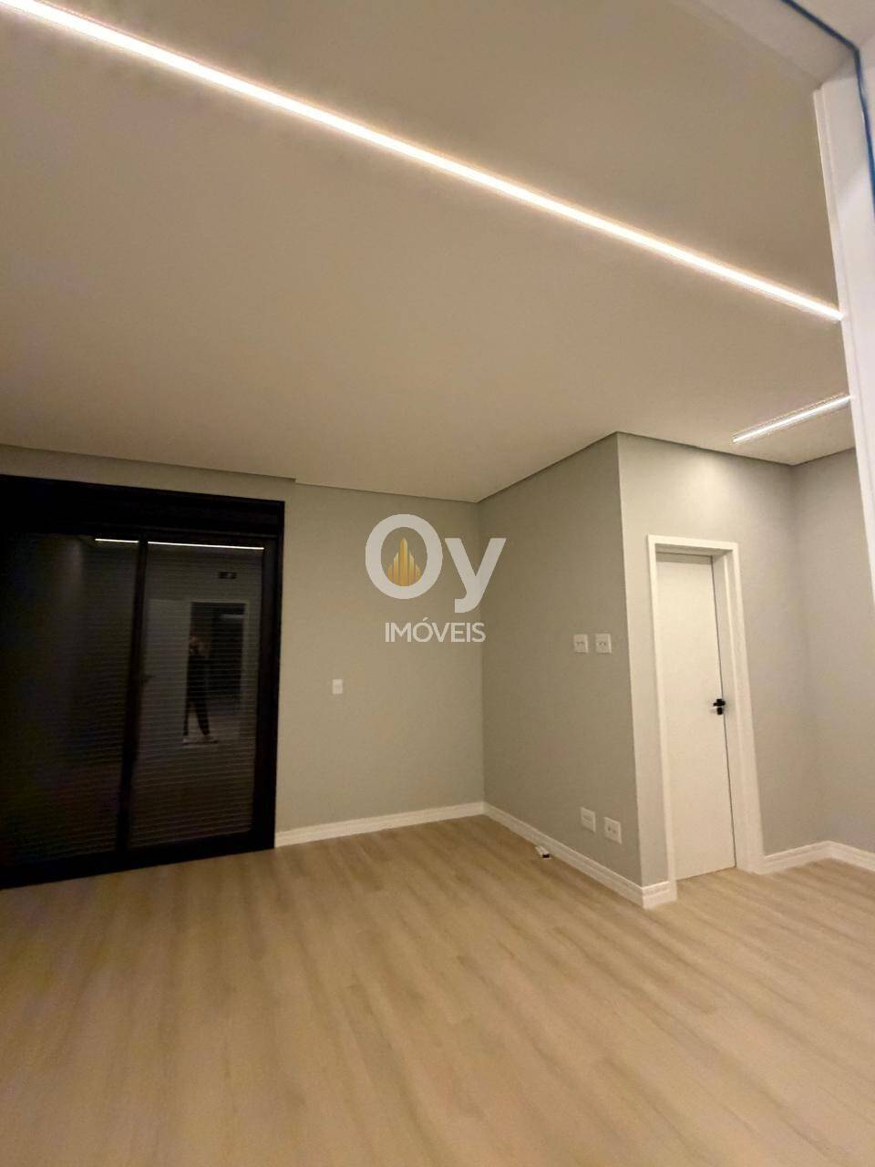 sobrado no Alphaville 2 Urbanova | R$ 4,7 Mi, Estuda Permuta de até 40%
